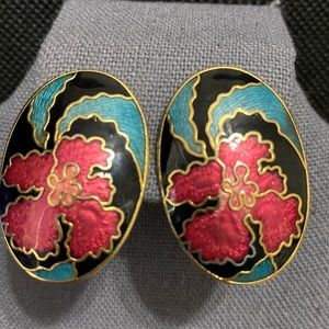 Vintage Cloisonné red lilies oval pierced earrings